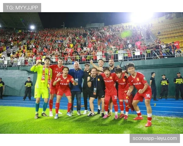 广州队门票热销,球迷热情高涨力挺新赛季征程 广州队门票热销,球迷热情高涨力挺新赛季征程